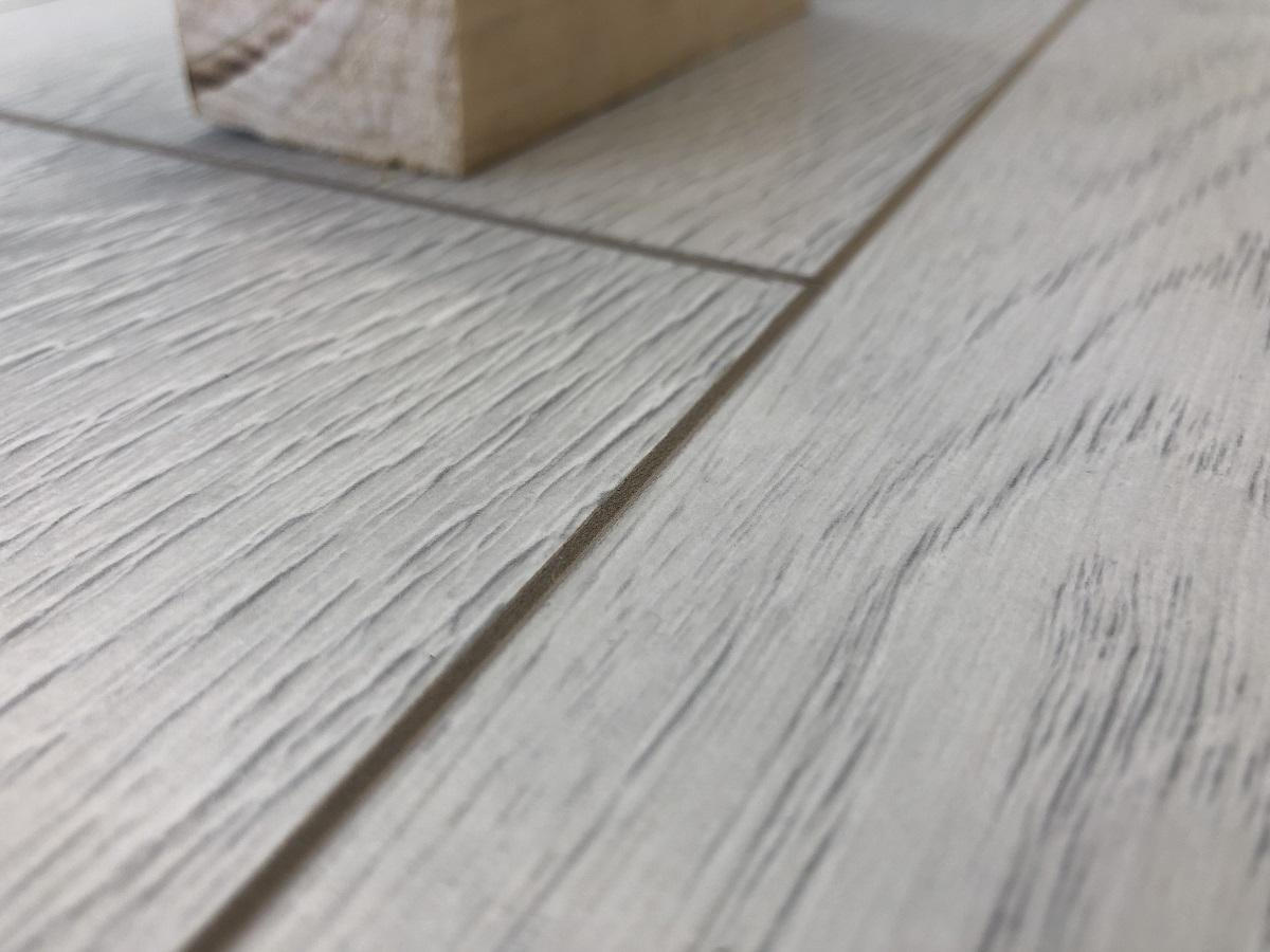 Ламинат "SunFloor" 8/32 4V Вяз Бейкер 36 (1380*193*8 мм) — купить в Твери