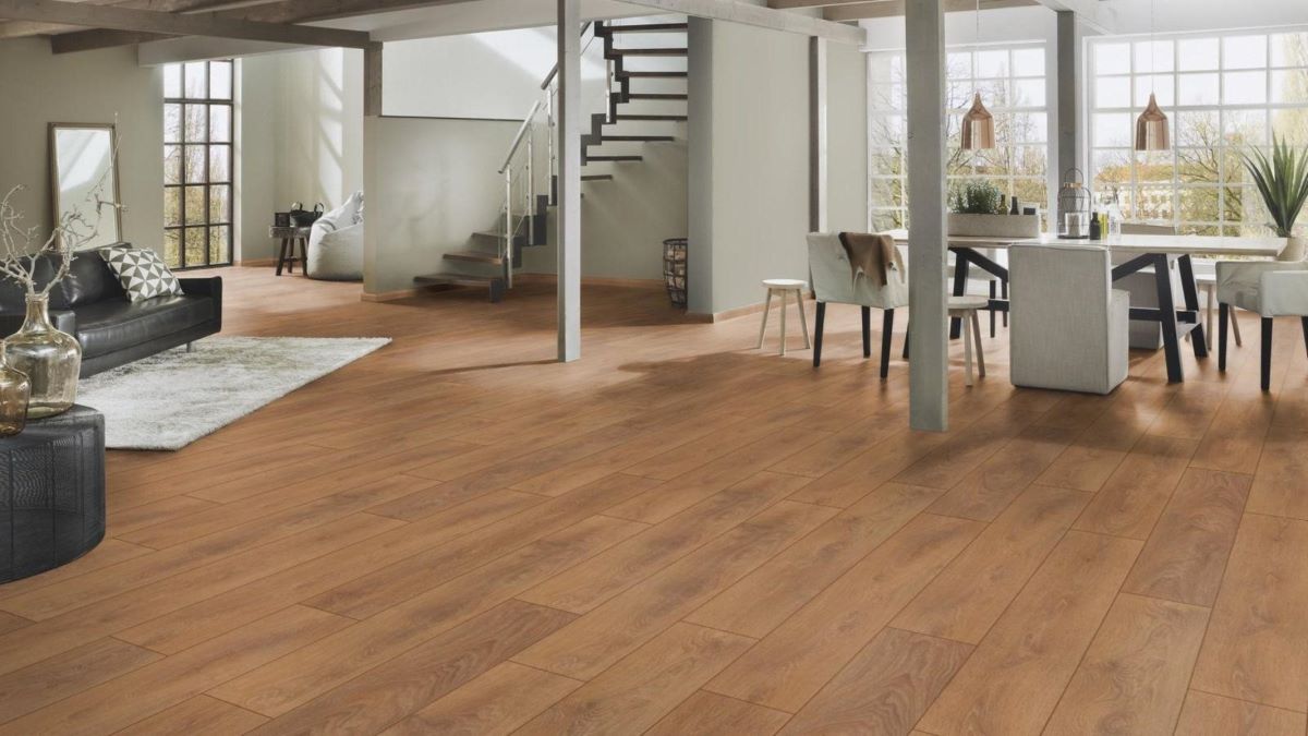 Ламинат "Kronospan" Super Natural Classic Дуб Харлех 8573 (1285*192*8 мм) — купить в Твери